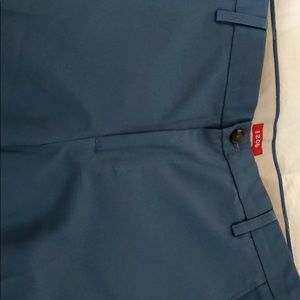 Men’s Izod golf shorts size 34. Never worn